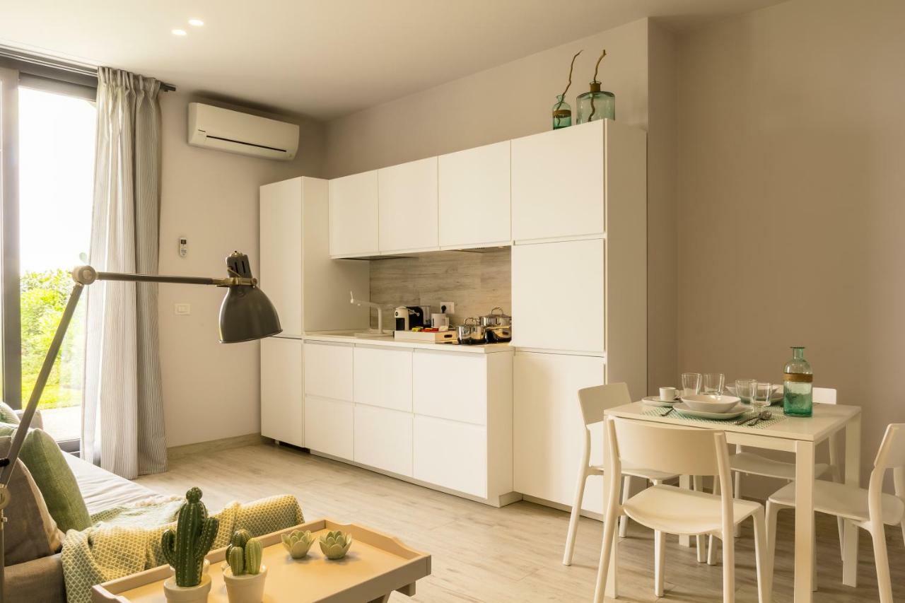 Les Suites - Apartments Riposto Exterior foto